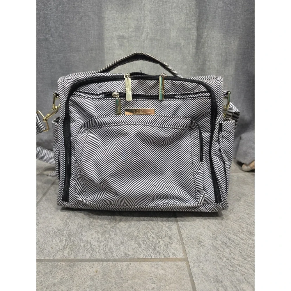 JuJube Backpack Diaper Bag Black & White, Adjustable Strap, Backpack Straps
